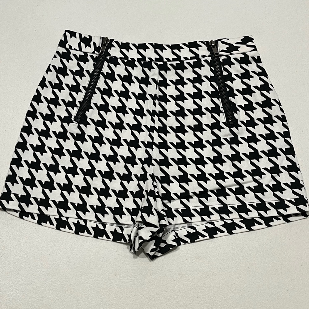 FOREVER 21 DRESS SHORT